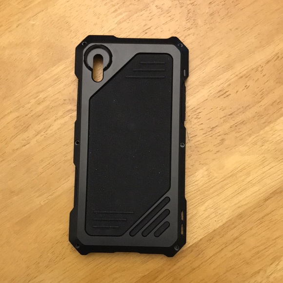 4/$20 iPhone X metal case and lens kit - Picture 4 of 7